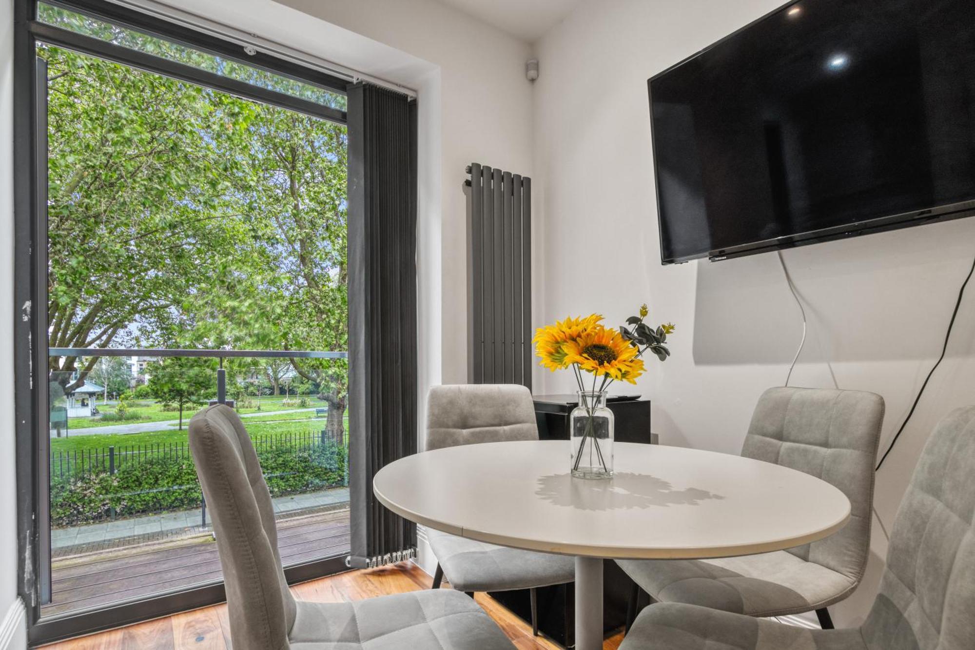 2 Bed 2 Bath Balcony View Wimbledon Tennis Villa London Eksteriør bilde